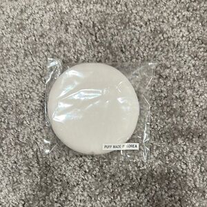 White Makeup Puff